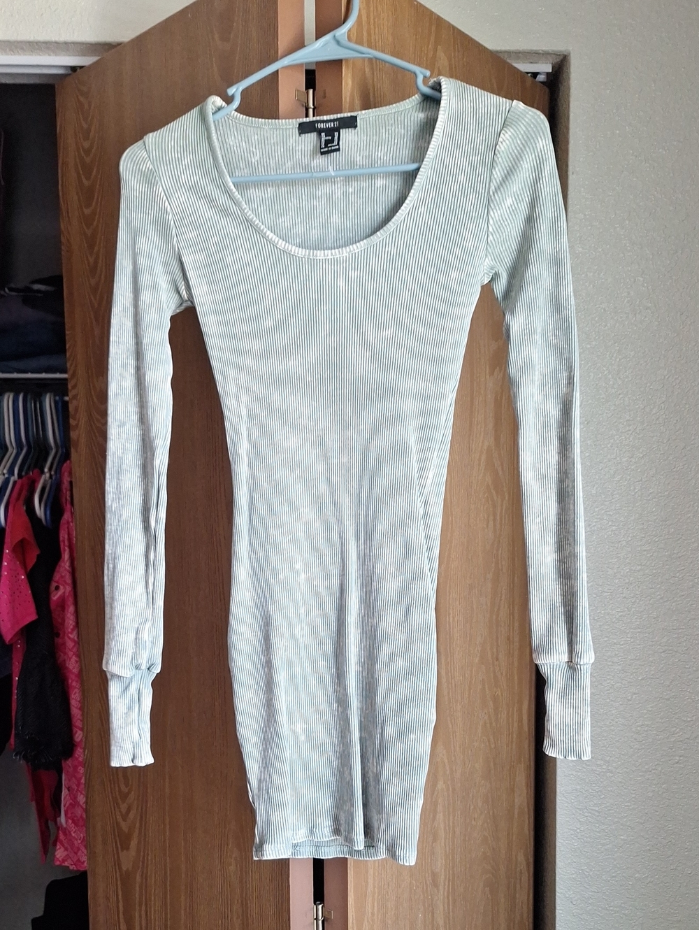 Forever 21 Sage Ribbed Scoop-Neck Long Sleeve Dress